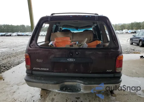 2000 Ford Explorer Xlt from USA, damaged, VIN 1FMDU63E6YUB81329